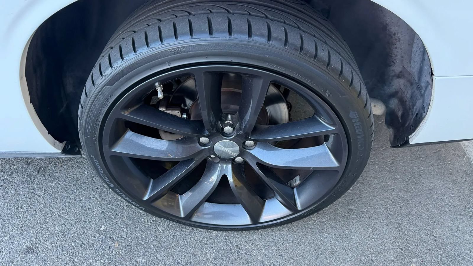 Used 2012 Dodge Challenger SXT RWD image 21
