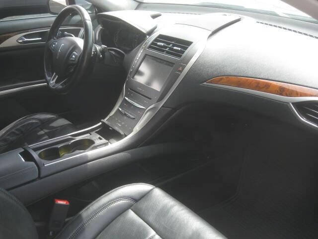 Used 2015 Lincoln MKZ AWD w/ Equipment Group 102A Reserve image 17