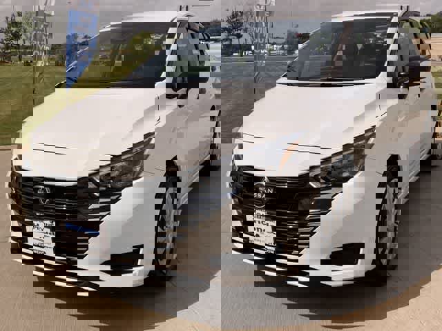 Used 2025 Nissan Versa S w/ Trunk Package image 2