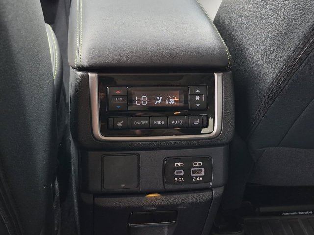 Used 2023 Subaru Ascent Onyx Edition Limited AWD/4WD image 27