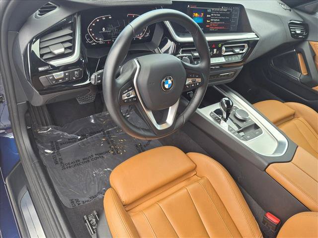 Used 2022 BMW Z4 sDrive30i w/ Convenience Package RWD image 6
