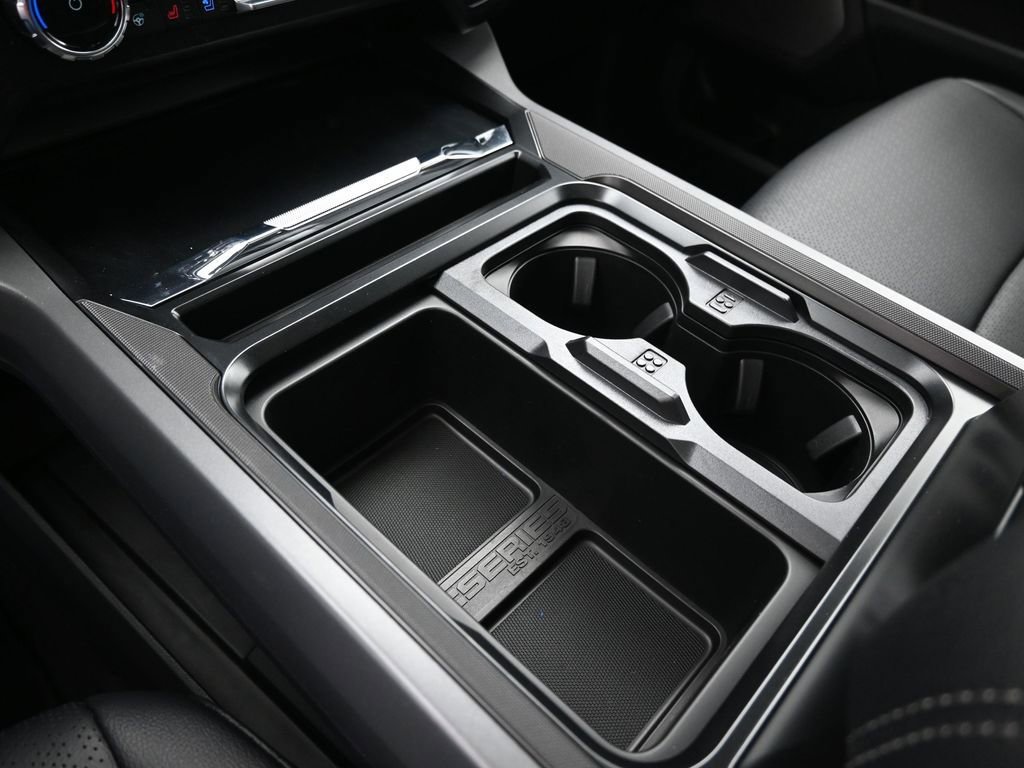New 2026 Ford F250 Lariat w/ Black Appearance Package image 32