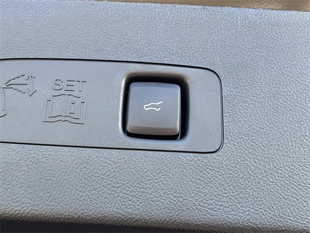 New 2026 Lincoln Corsair Reserve image 13