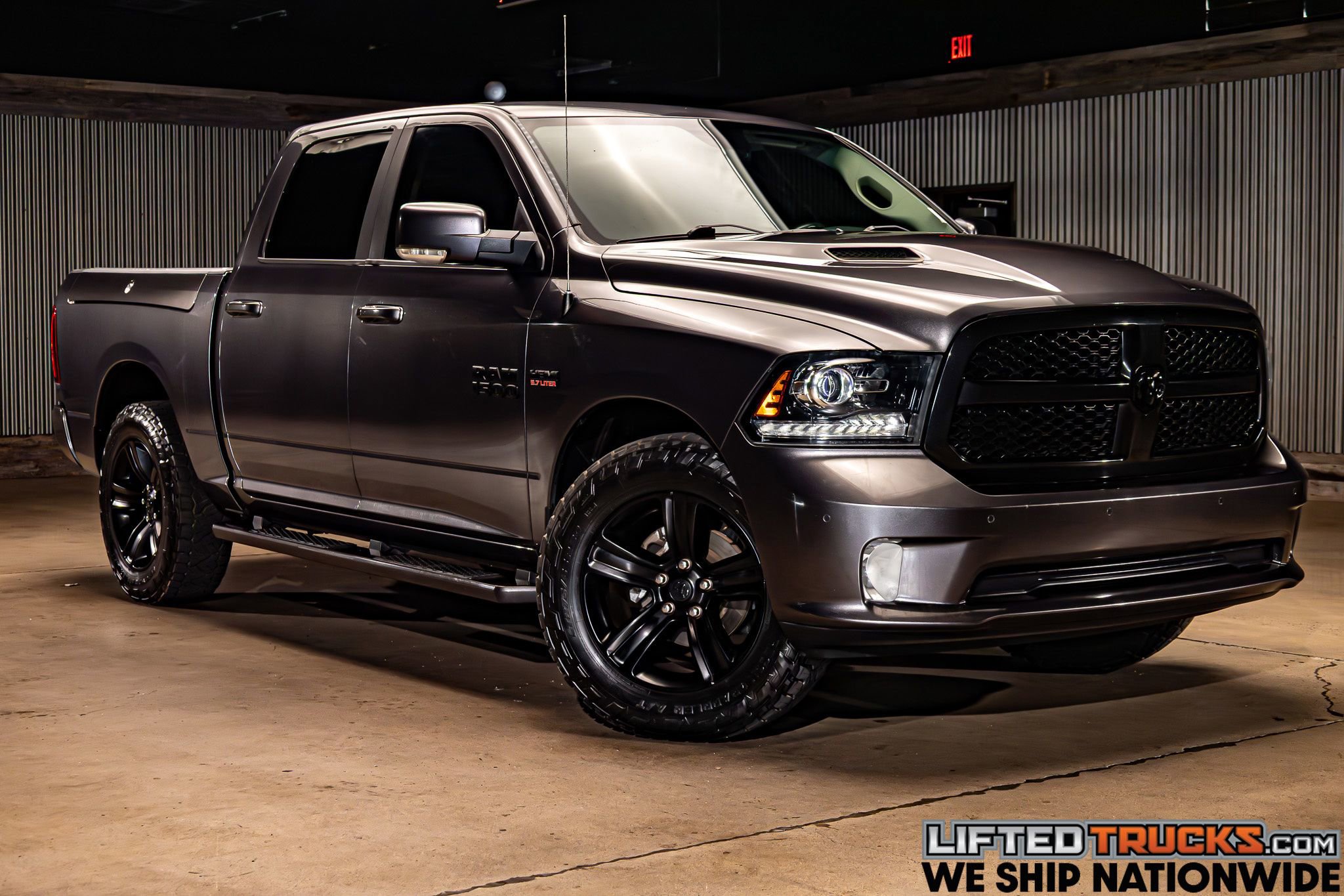 Used 2017 RAM 1500 Sport w/ Convenience Group AWD/4WD image 1