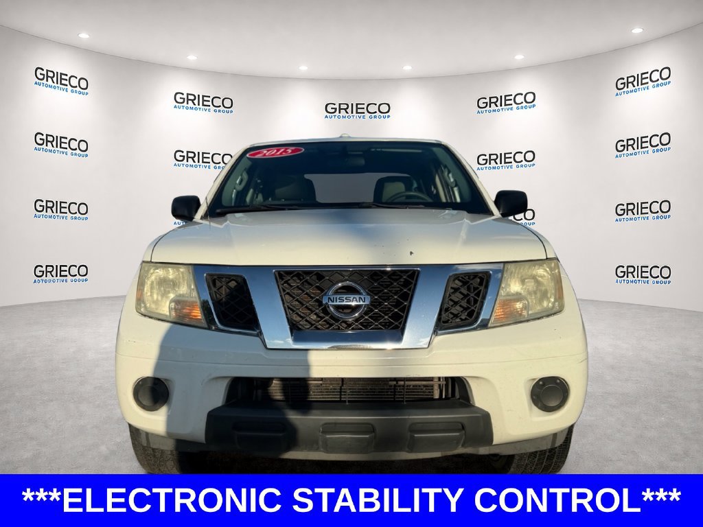 Used 2015 Nissan Frontier SV RWD image 2