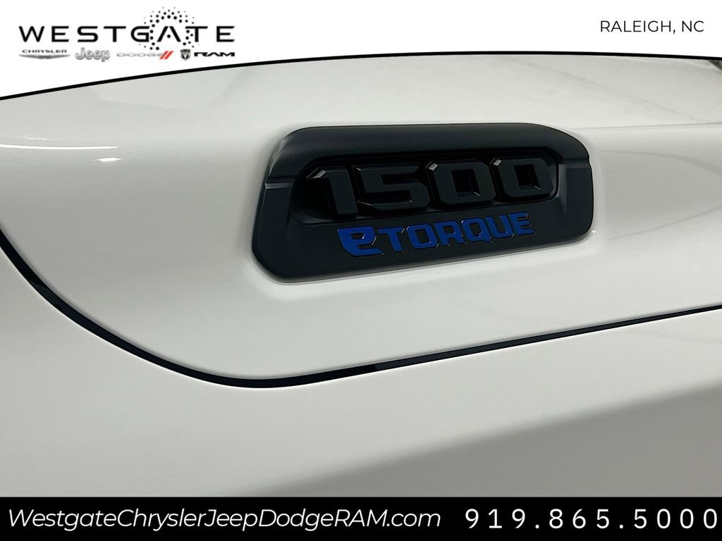New 2026 RAM 1500 4x4 Crew Cab image 30