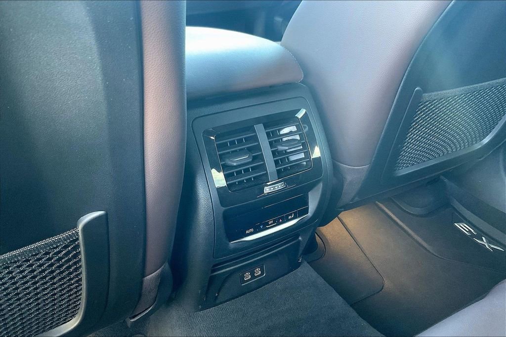 Used 2024 BMW X3 xDrive30i w/ Premium Package image 10