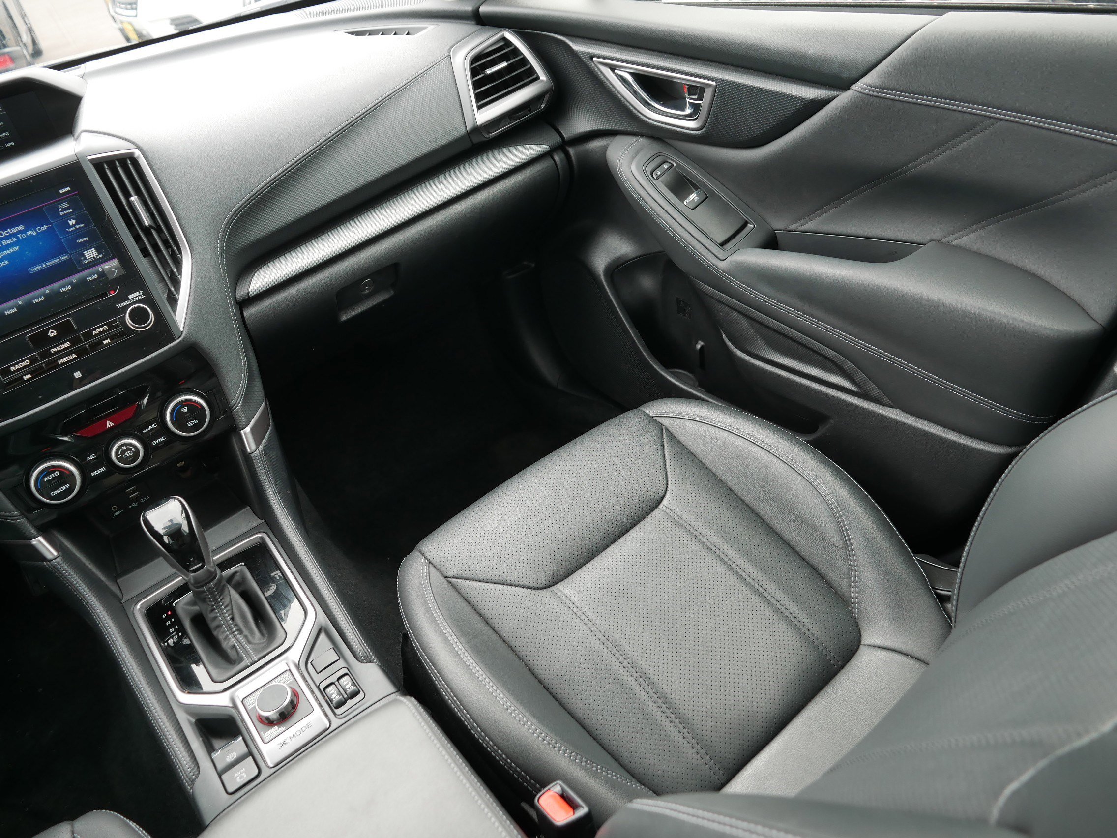 Used 2021 Subaru Forester Limited w/ Popular Package #3 image 11