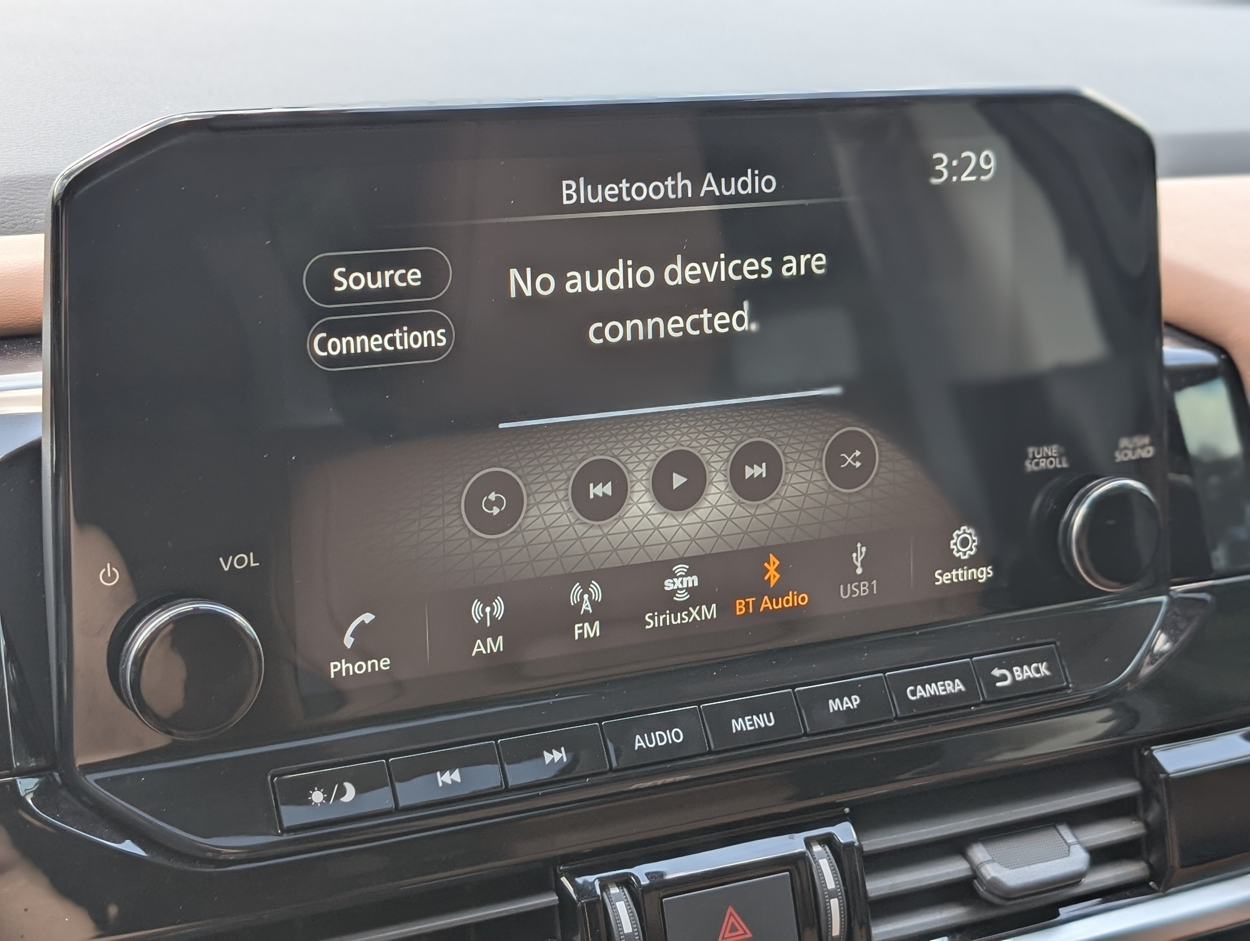 Used 2025 Nissan Pathfinder Platinum w/ Cargo Package FWD image 29