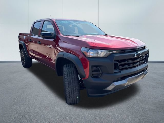 Used 2024 Chevrolet Colorado Trail Boss w/ Technology Package AWD/4WD image 5