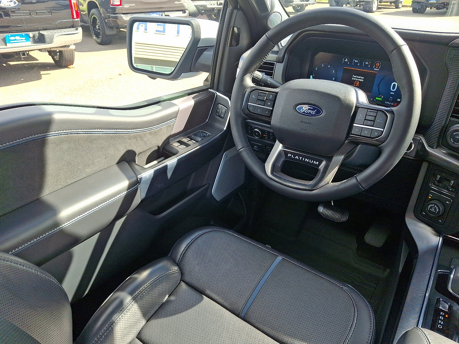 Used 2025 Ford F150 Platinum w/ Equipment Group 702A High image 14