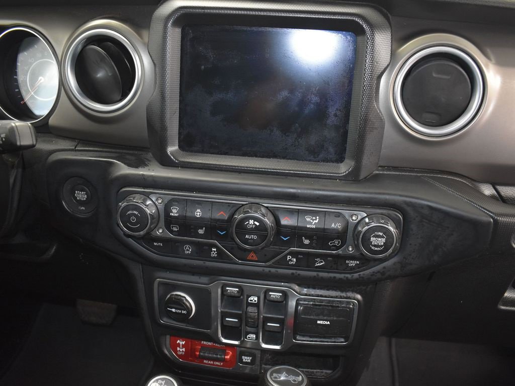 Used 2018 Jeep Wrangler Unlimited Rubicon image 30