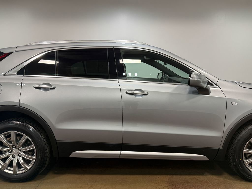 Used 2023 Cadillac XT4 Premium Luxury image 33