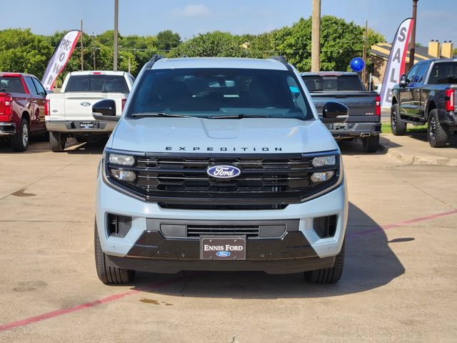 New 2027 Ford Expedition Platinum w/ Stealth Performance Package AWD/4WD image 2