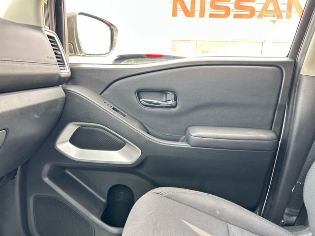 Used 2022 Nissan Frontier SV image 39
