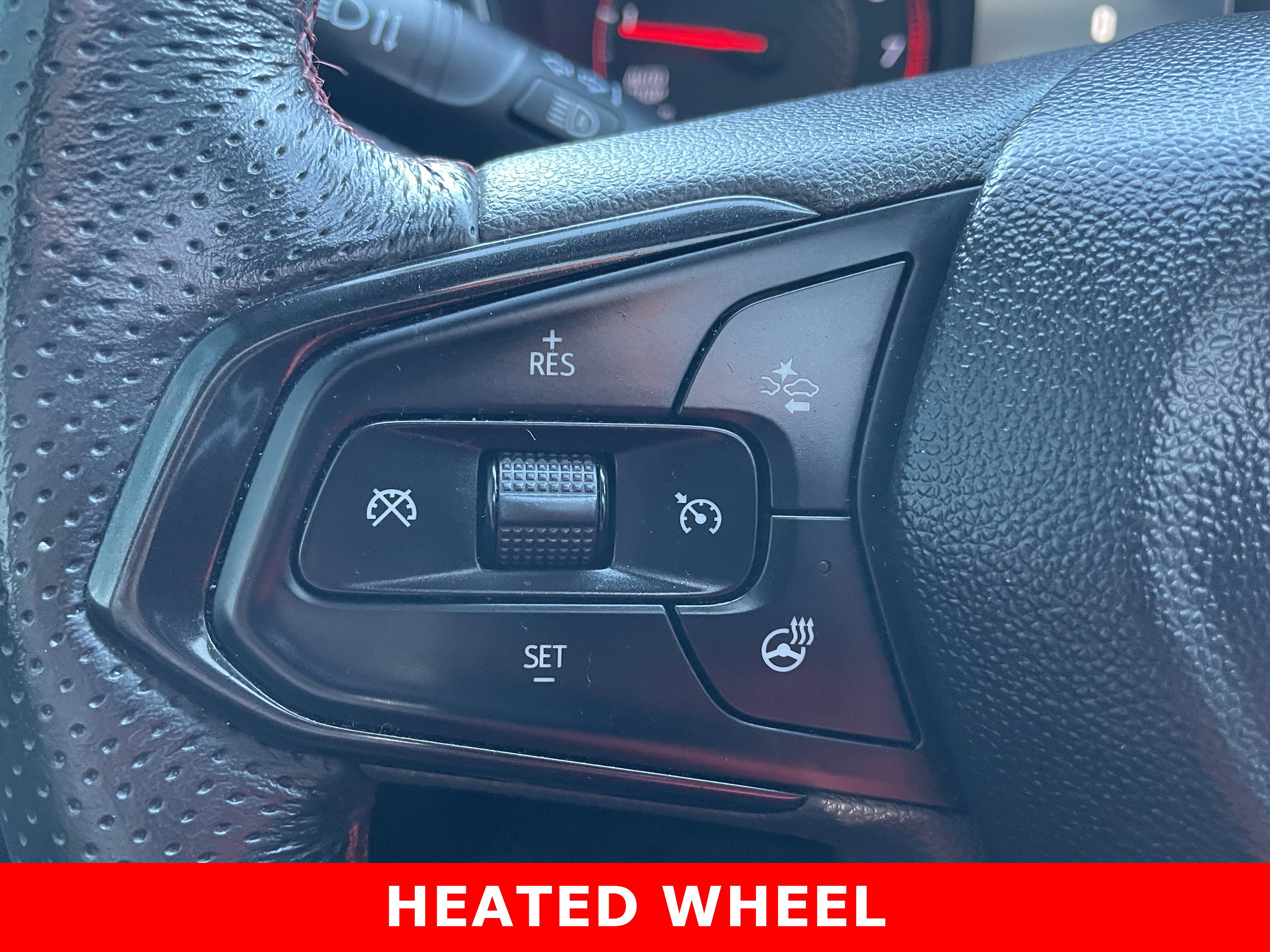 Used 2023 Chevrolet TrailBlazer RS w/ Sun and Liftgate Package image 18