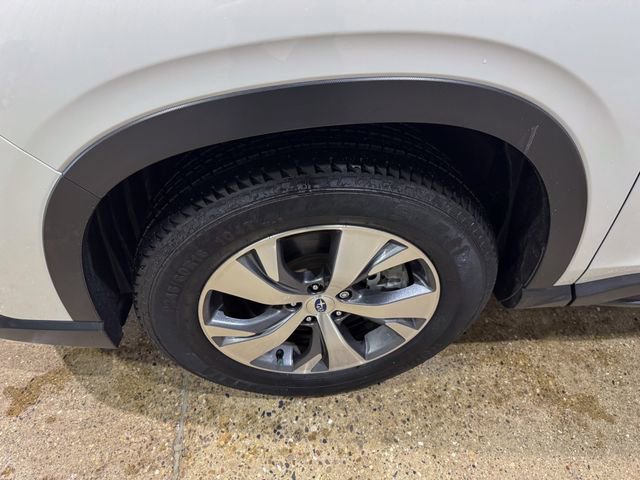 Used 2023 Subaru Ascent Premium w/ Convenience Package AWD/4WD image 29