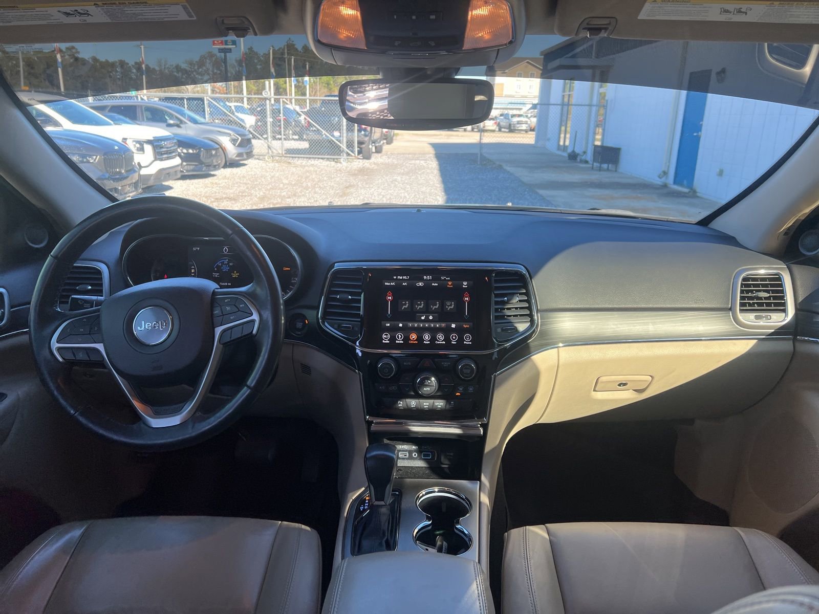 Used 2019 Jeep Grand Cherokee Limited w/ Trailer Tow Group IV image 9