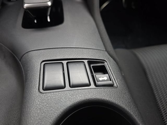 Used 2025 Nissan Z Sport w/ Floor Mat Package RWD image 39