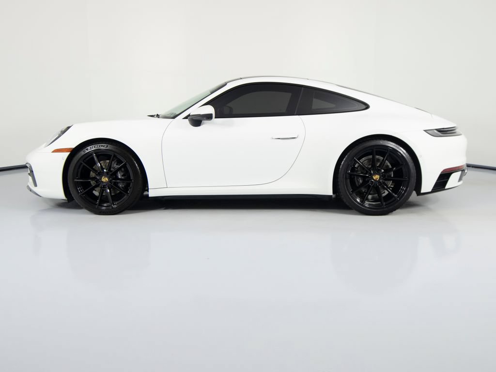 Certified 2022 Porsche 911 Carrera 4 AWD/4WD image 2