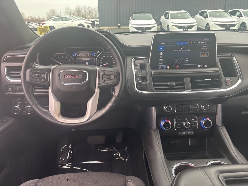 Used 2021 GMC Yukon XL SLE image 24