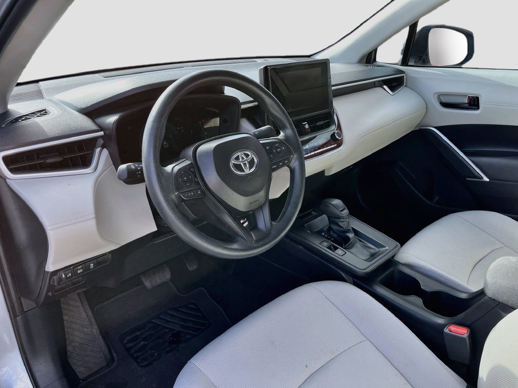 Used 2026 Toyota Corolla Cross L FWD image 9