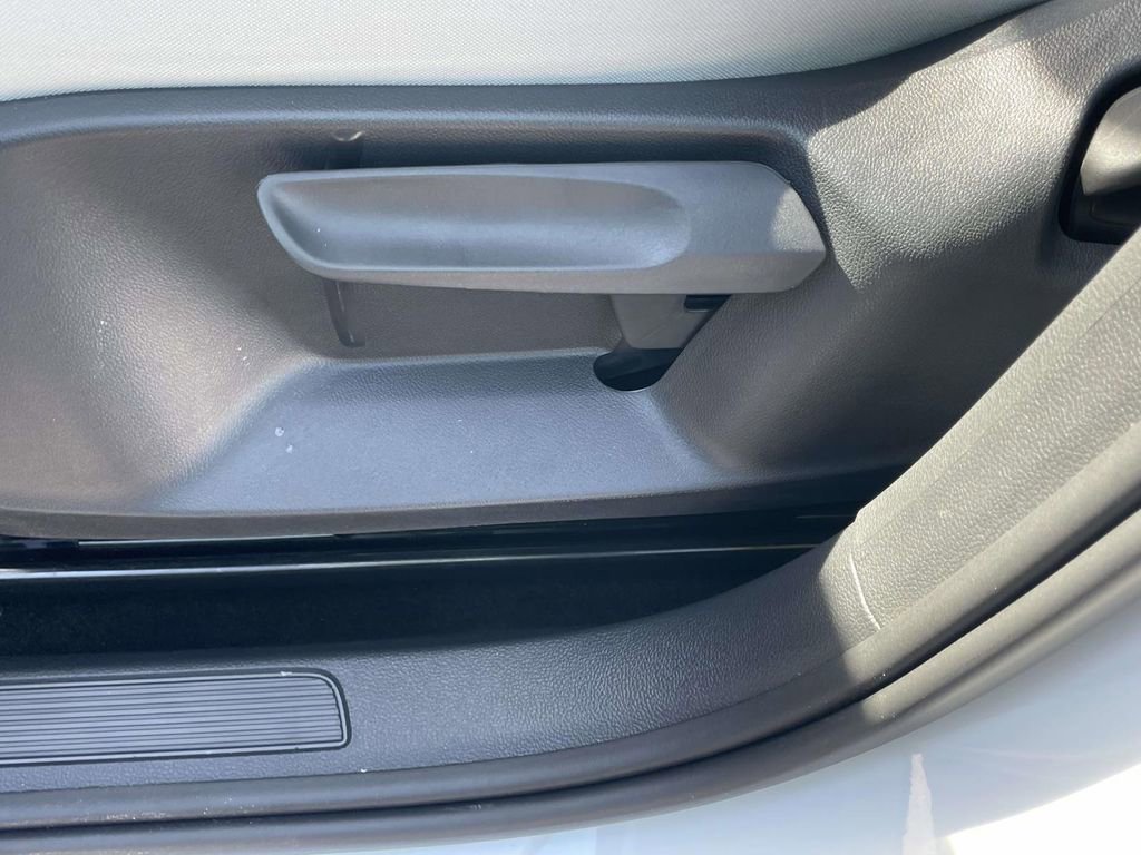 Used 2025 Volkswagen Taos S AWD/4WD image 12