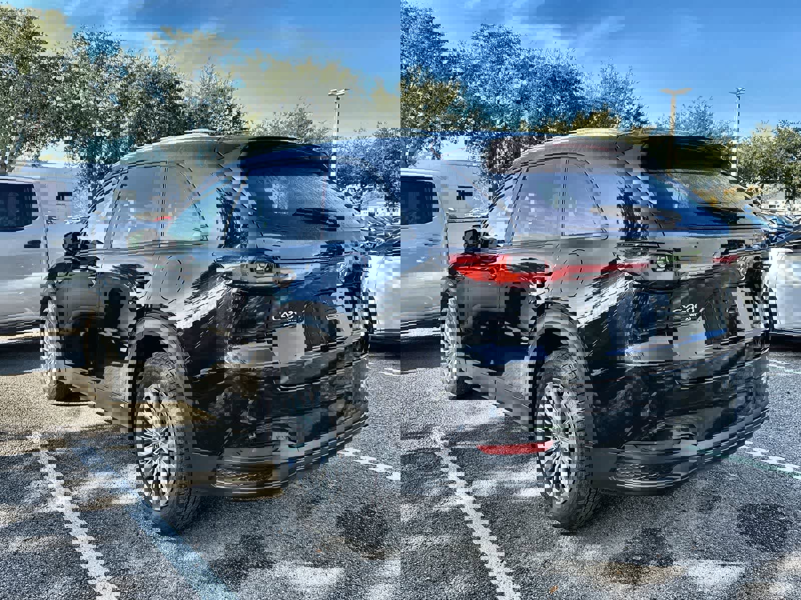 Used 2024 MAZDA CX-90 3.3 Turbo w/ Select Package image 4