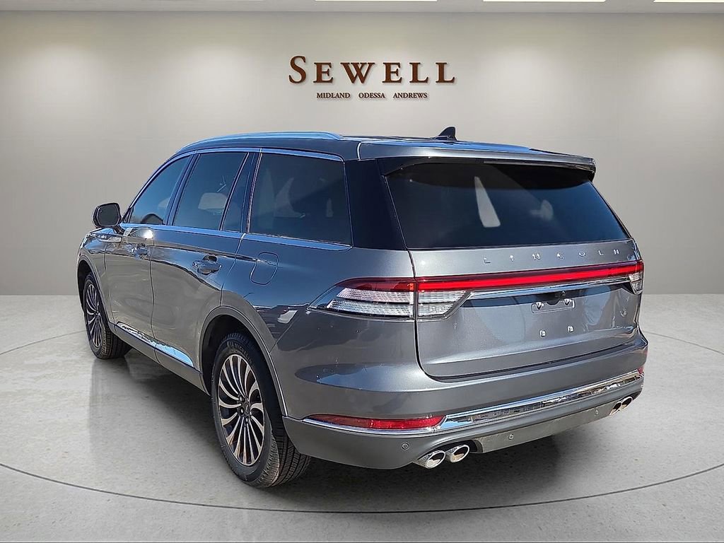 Used 2023 Lincoln Aviator Reserve w/ Elements Package Plus image 3