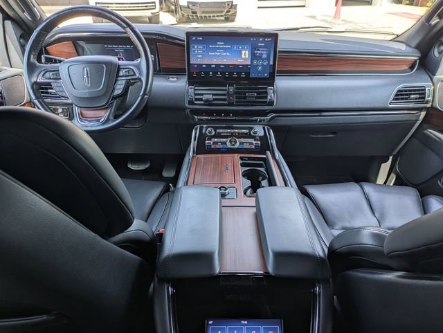 Certified 2023 Lincoln Navigator L Reserve AWD/4WD image 26