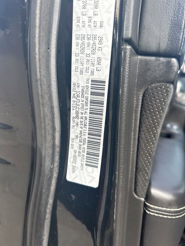 Used 2018 Jeep Grand Cherokee SRT w/ Trailer Tow Group IV image 32