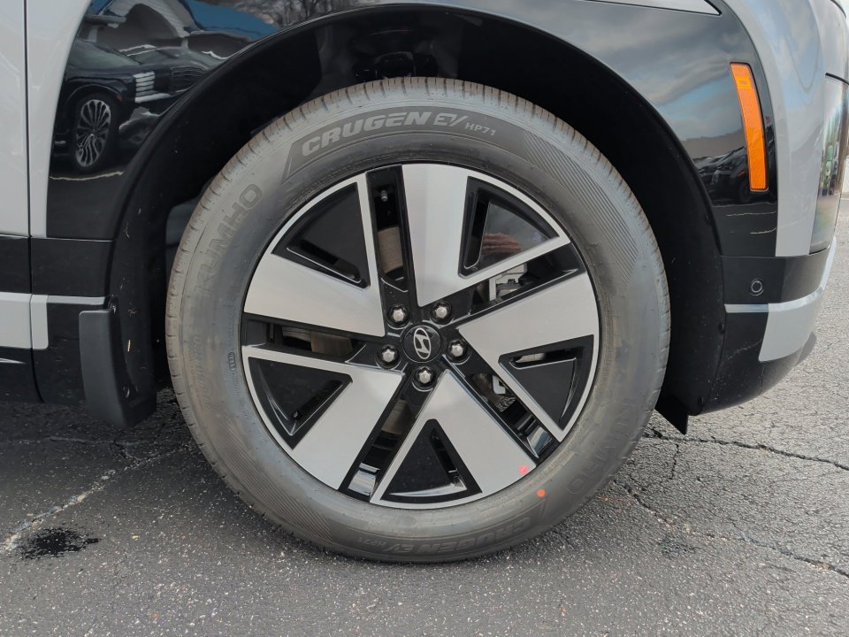 New 2026 Hyundai Ioniq 9 SEL image 25