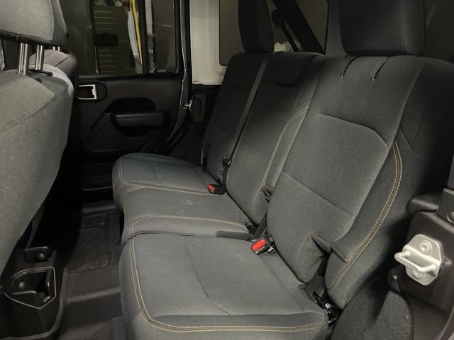 Used 2024 Jeep Wrangler Unlimited Sport image 22