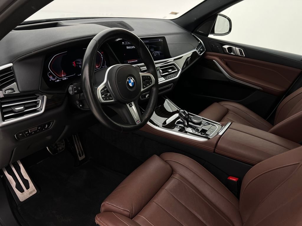 Used 2021 BMW X5 xDrive40i w/ M Sport Package image 12