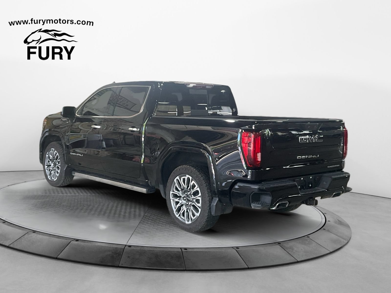 Used 2024 GMC Sierra 1500 Denali Ultimate AWD/4WD image 5