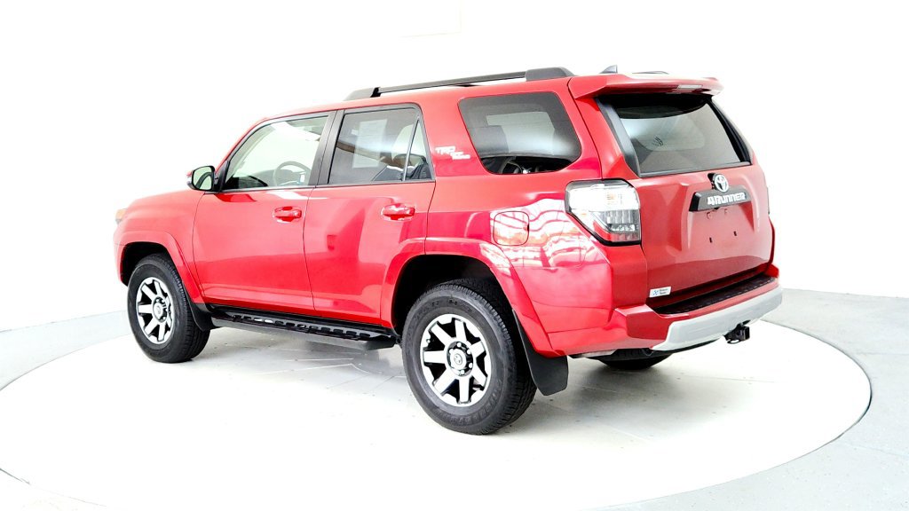 Certified 2024 Toyota 4Runner TRD Off-Road Premium w/ Moonroof Package AWD/4WD image 4