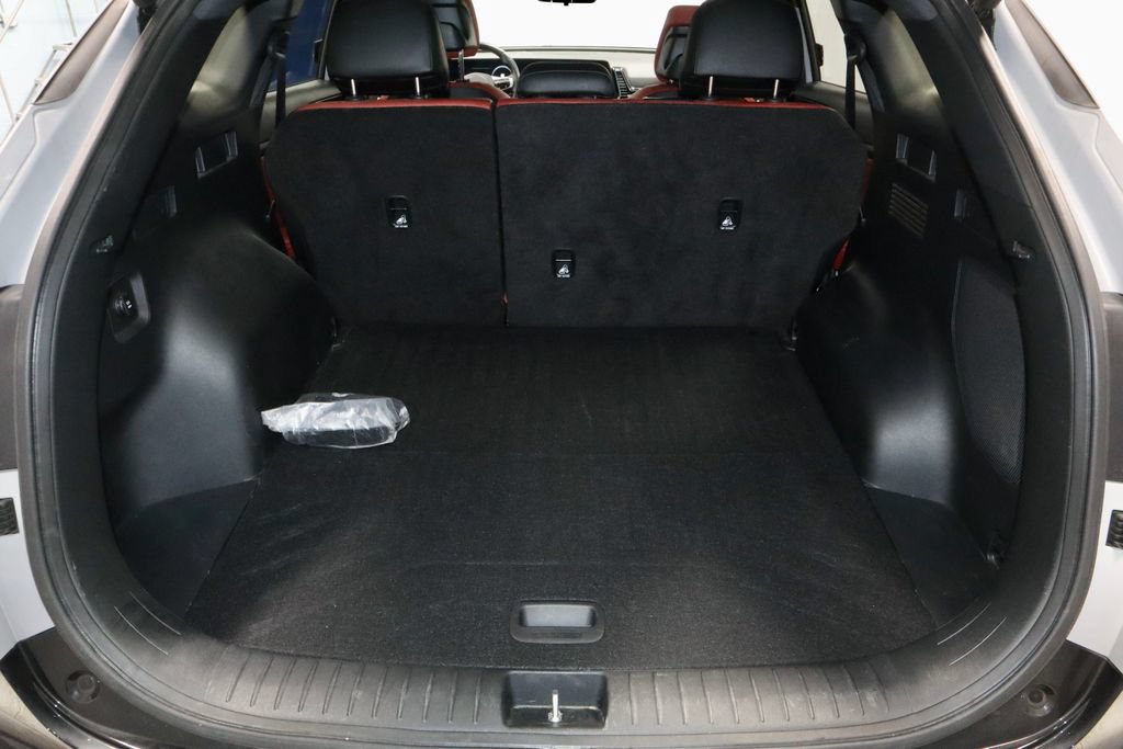Used 2024 Kia Sportage SX FWD image 17