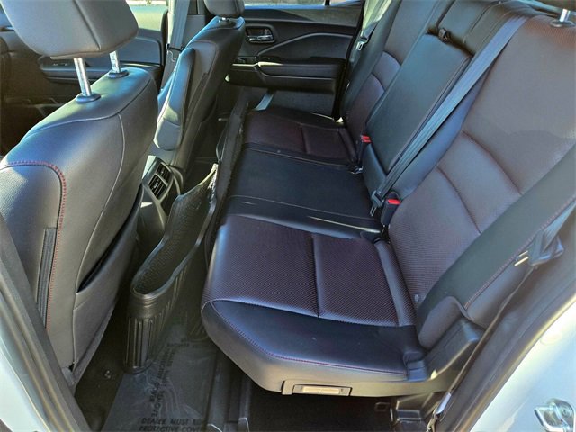 Certified 2021 Honda Ridgeline Black Edition image 14