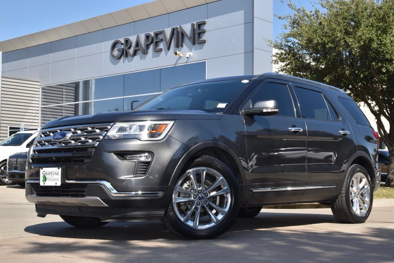 Used 2018 Ford Explorer Limited FWD image 2