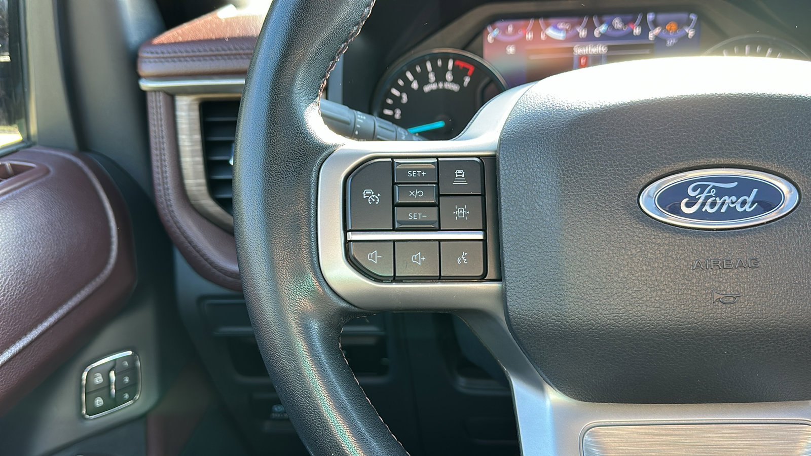 Used 2024 Ford Expedition Max Limited image 17