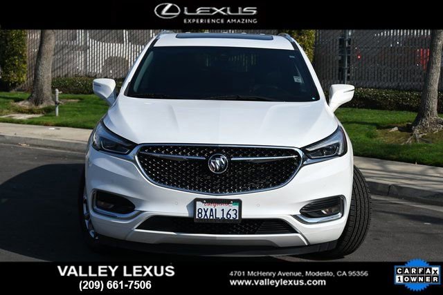 Used 2021 Buick Enclave Avenir w/ Avenir Technology Package image 2