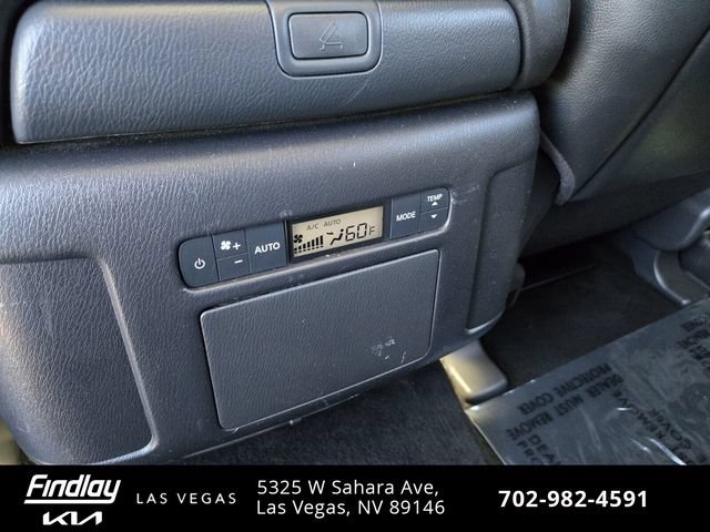 Used 2022 Nissan Armada SL w/ Captain's Chairs Package AWD/4WD image 16