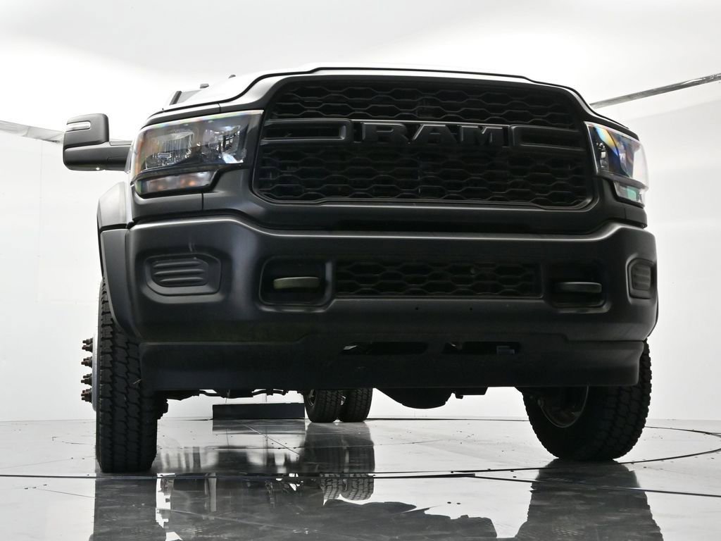 Used 2023 RAM 5500 Tradesman AWD/4WD image 32