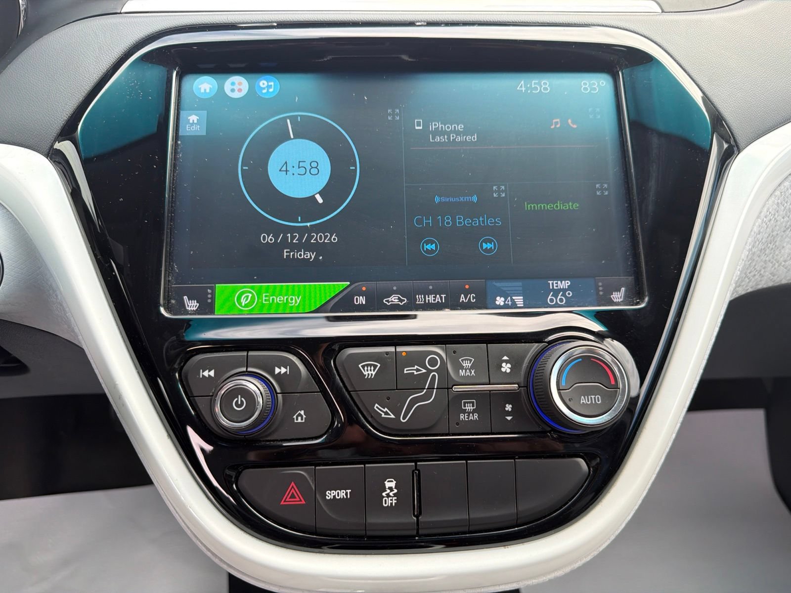 Used 2019 Chevrolet Bolt LT FWD image 21