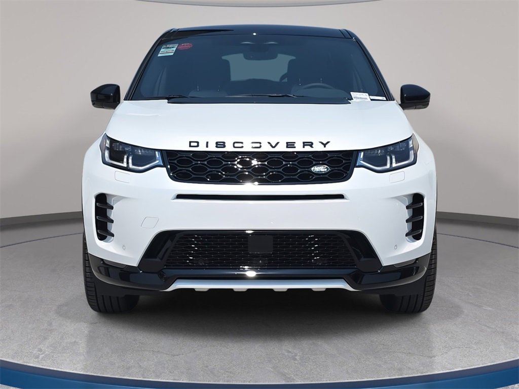 New 2025 Land Rover Discovery Sport Dynamic SE image 2