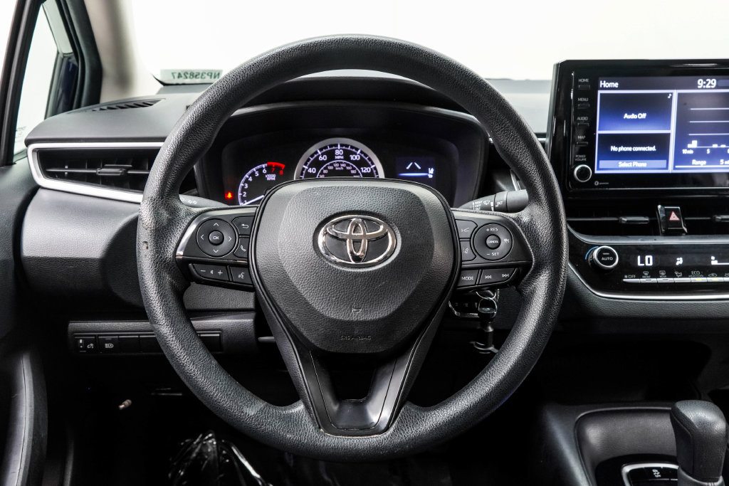 Used 2022 Toyota Corolla LE FWD image 22