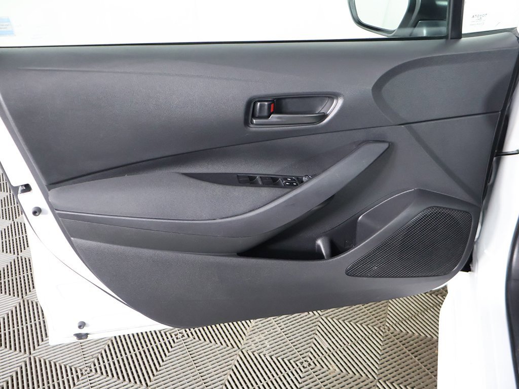 Used 2023 Toyota Corolla LE image 18