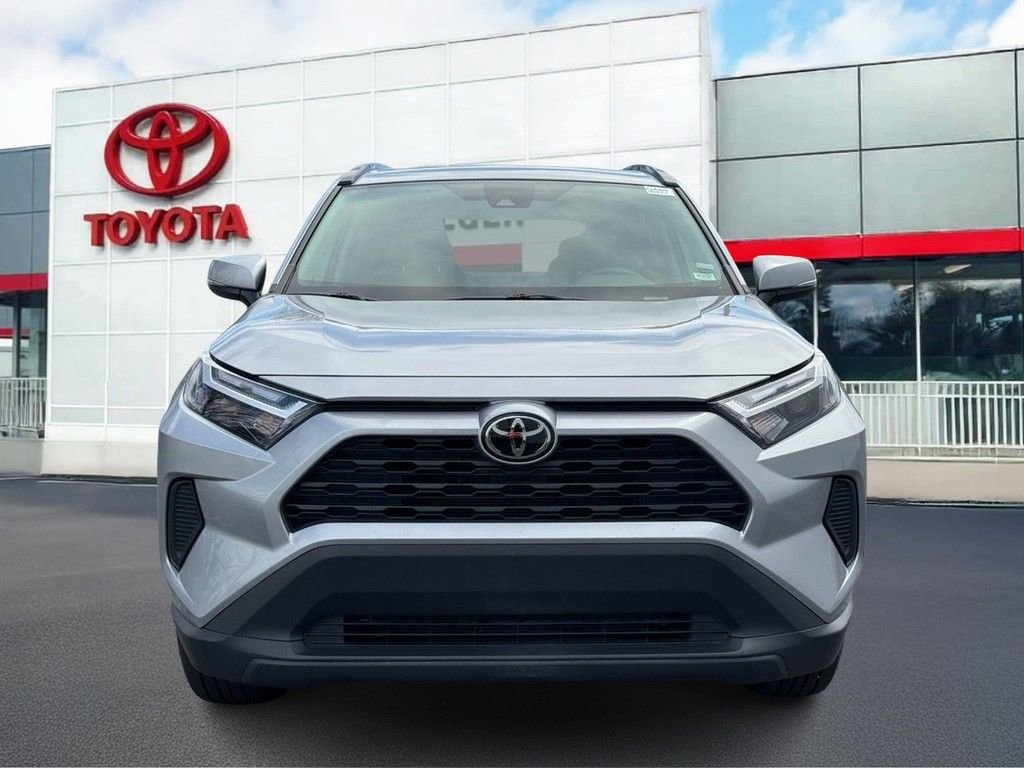 Used 2025 Toyota RAV4 XLE image 10