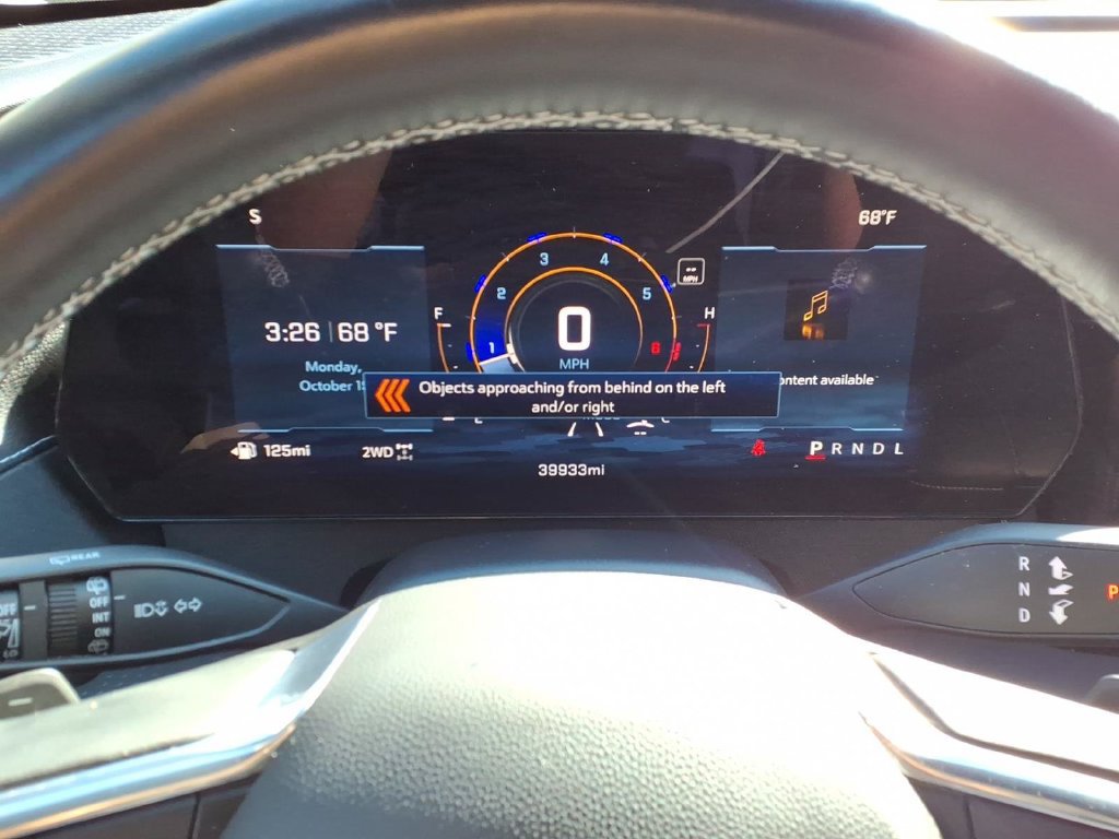 Used 2025 Chevrolet Traverse LT w/ Midnight/Sport Edition AWD/4WD image 20
