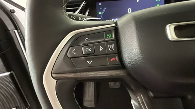 Used 2023 Jeep Grand Cherokee 4WD 4xe image 15